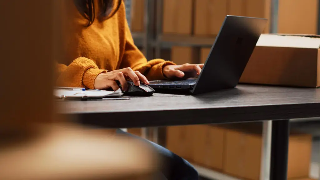 A importância da usabilidade e disponibilidade num software para compras corporativas